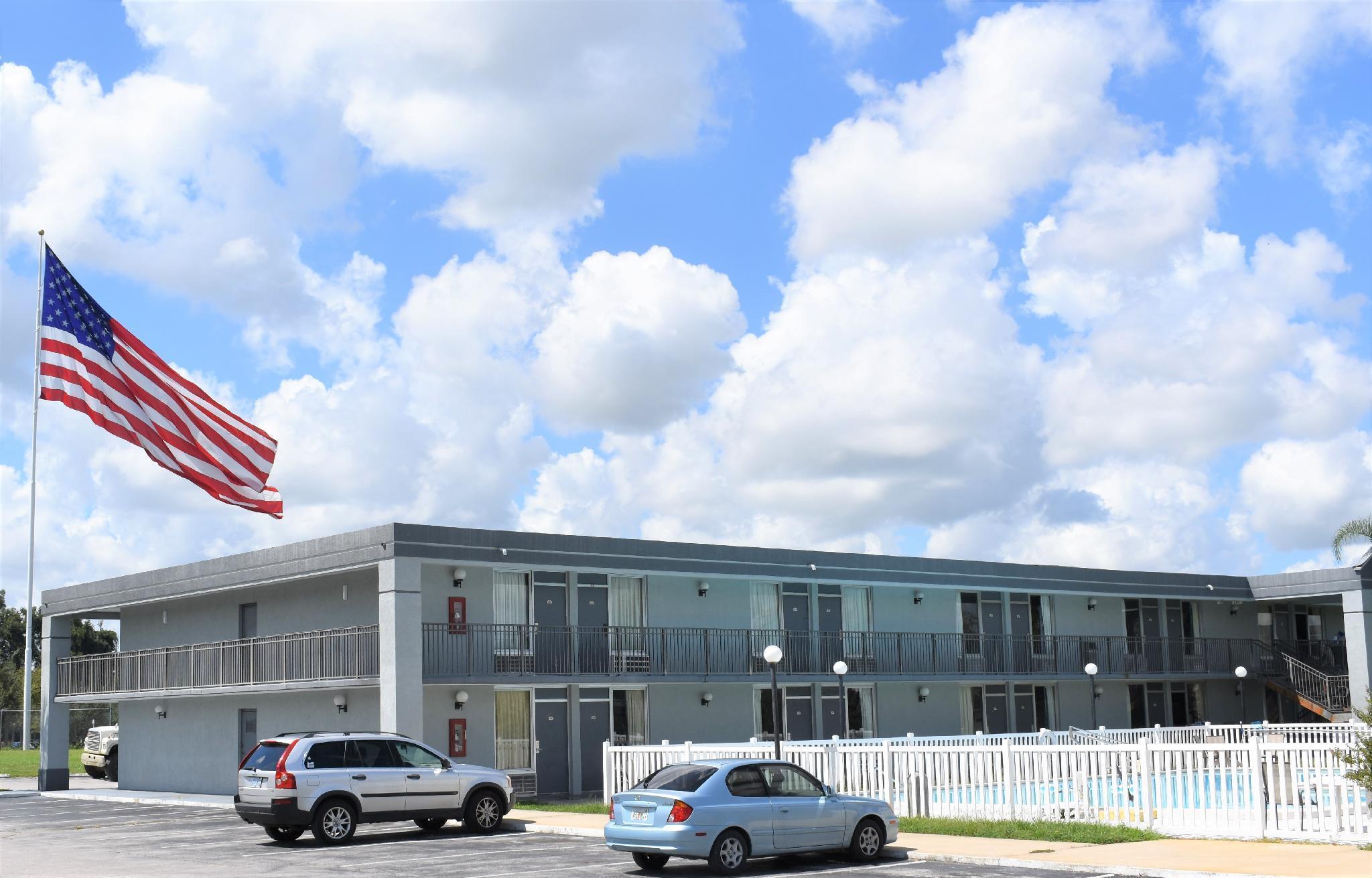 Super 8 By Wyndham Ocala I-75 Hotel Exterior photo